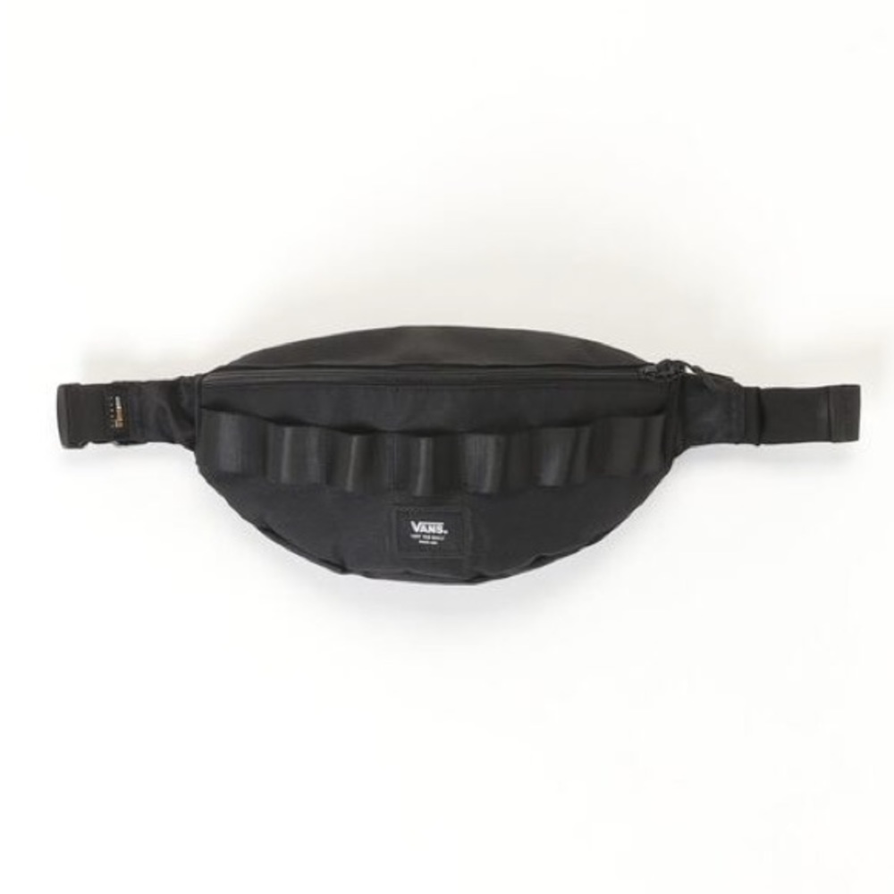 VANS Full-Fledged Body Bag in Black